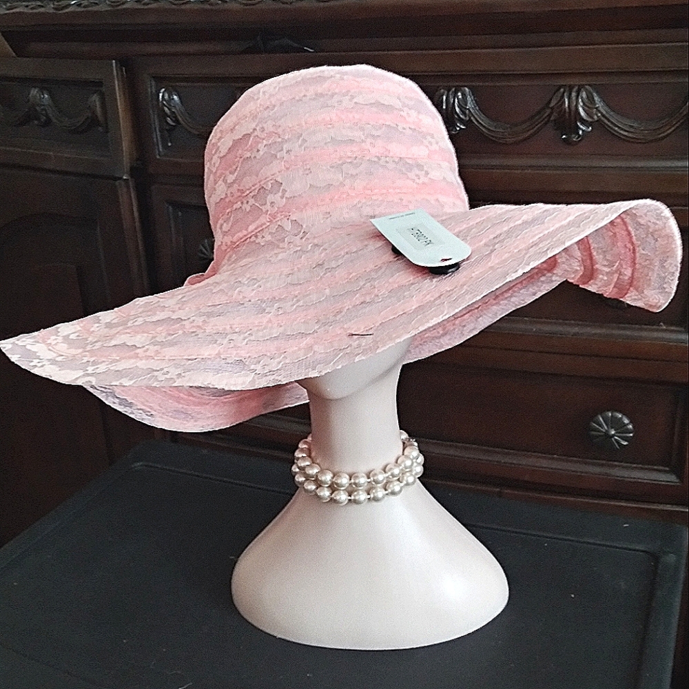 Classic Sophisticated Regal Wide Brim Floppy Hat With a Removable …